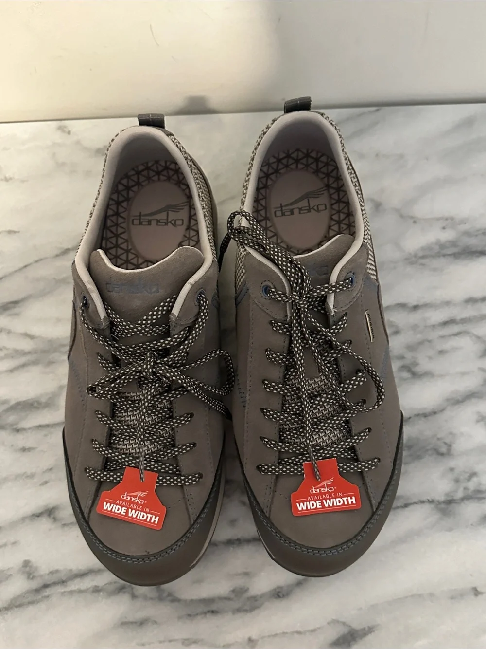 Dansko sporty lace